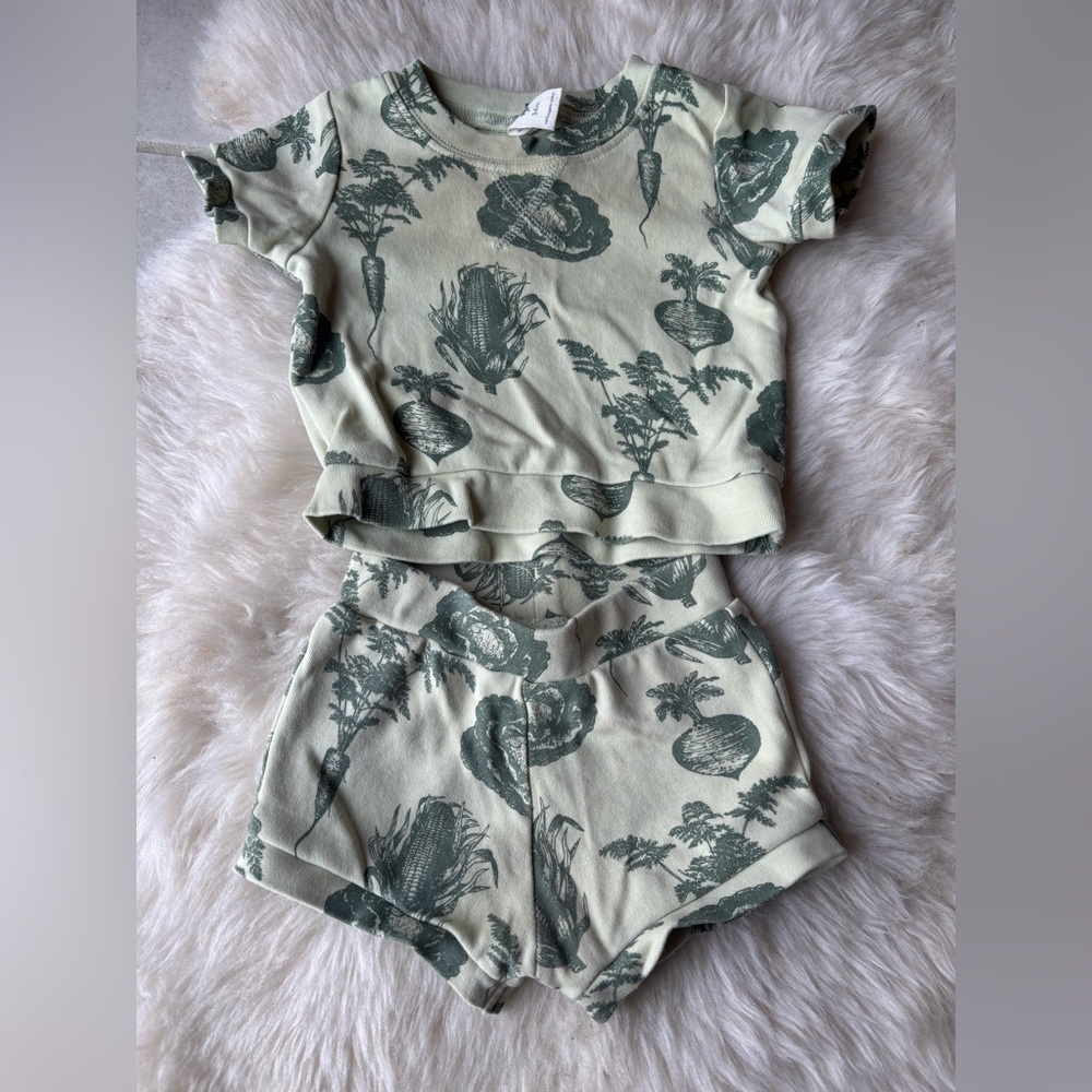Kate Quinn Short Set